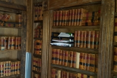 Contents-of-Shelves-Law-Books